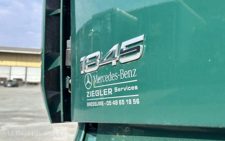 MERCEDES ACTROS 1845 VERT GD-575-JS