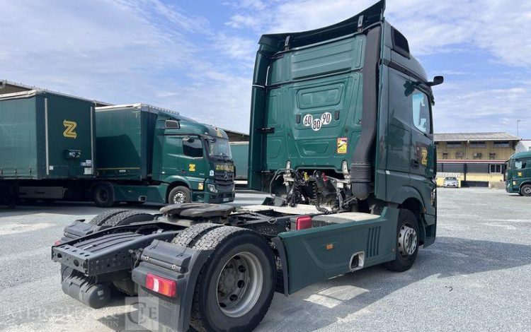 MERCEDES ACTROS 1845 VERT GE-031-HC