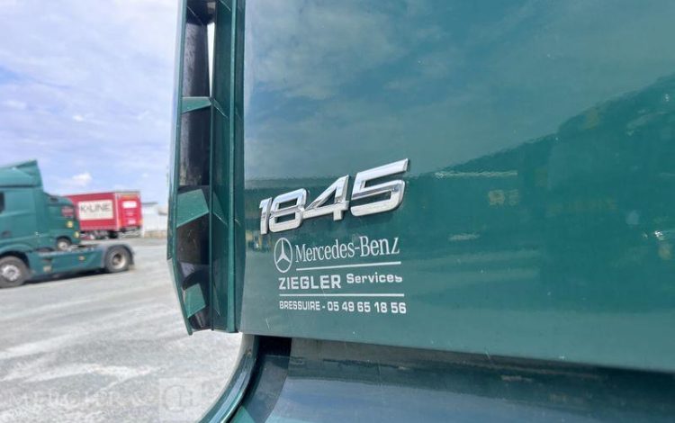 MERCEDES ACTROS 1845 VERT GE-031-HC
