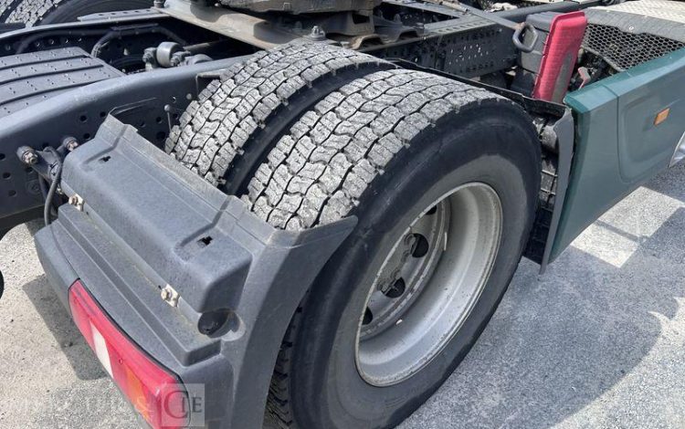 MERCEDES ACTROS 1845 VERT GE-031-HC