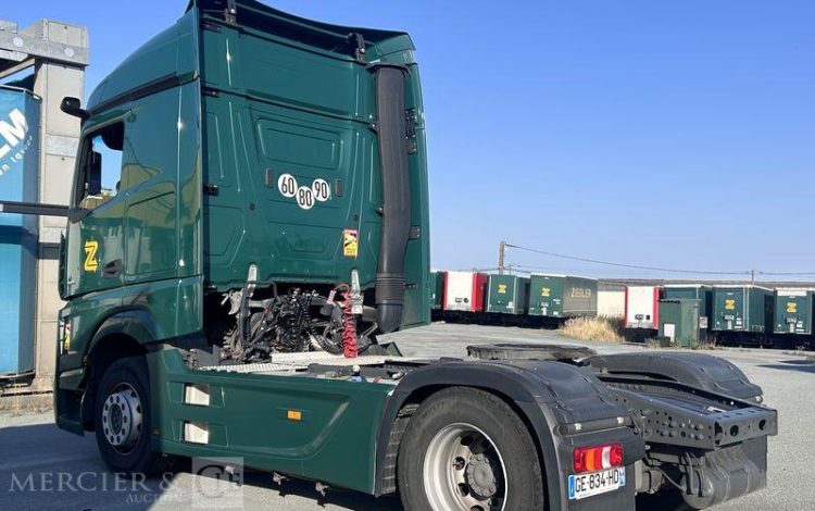 MERCEDES ACTROS 1845 VERT GE-834-HD