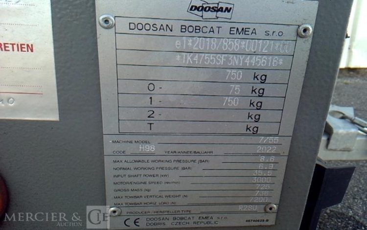 DOOSAN COMPRESSEUR D AIR 7/55 – 5000L/MN  – 7 BARS – 701H – AN2022  GF-910-EQ
