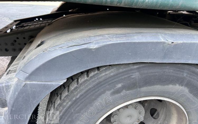 MERCEDES ACTROS 1845 VERT GG-395-WD
