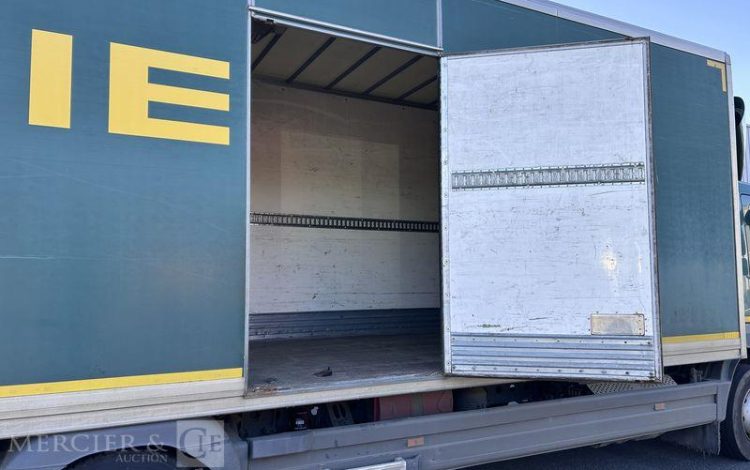 MERCEDES ATEGO 1218 PHOTOS A VERIFIER VERT GG-721-FF