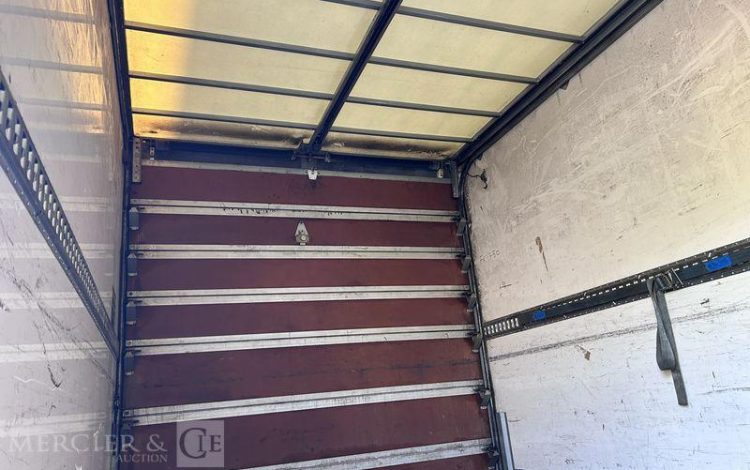 MERCEDES ATEGO 1218 PHOTOS A VERIFIER VERT GG-721-FF