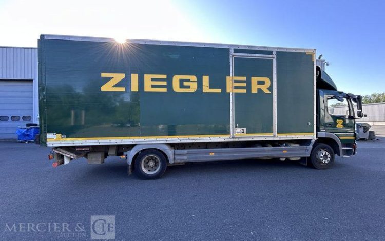 MERCEDES ATEGO 1218 PHOTOS A VERIFIER VERT GG-721-FF