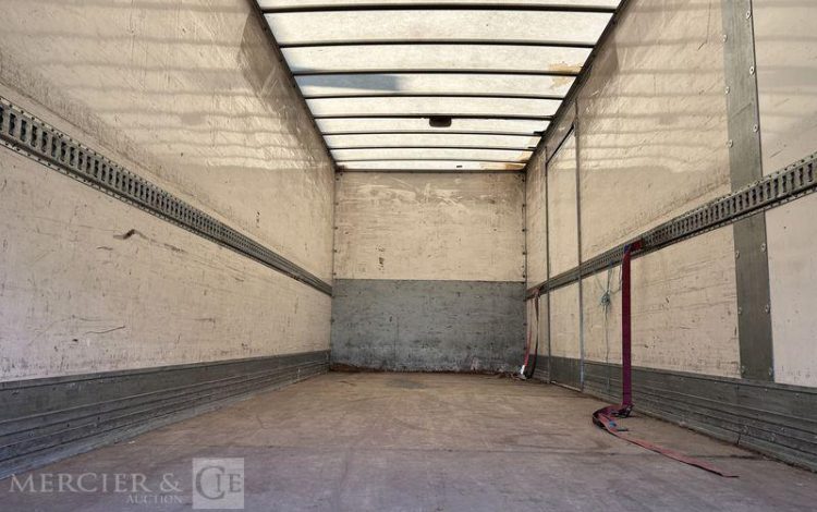 MERCEDES ATEGO 1218 PHOTOS A VERIFIER VERT GG-721-FF