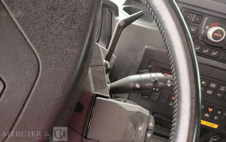 RENAULT PORTEUR C480 DTI 13 B 100 AMPLIROOL AVEC GRUE AUXILIAIRE – DIESEL – ANNEE 2023 BLEU GM-140-VR