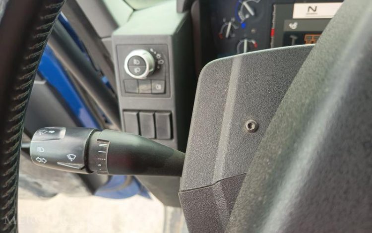 RENAULT PORTEUR C480 DTI 13 B 100 AMPLIROOL AVEC GRUE AUXILIAIRE – DIESEL – ANNEE 2023 BLEU GM-140-VR