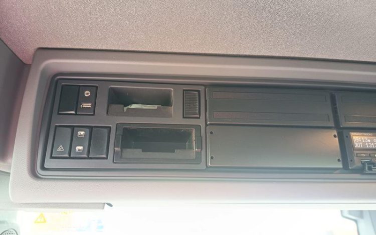 RENAULT PORTEUR C480 DTI 13 B 100 AMPLIROOL AVEC GRUE AUXILIAIRE – DIESEL – ANNEE 2023 BLEU GM-140-VR