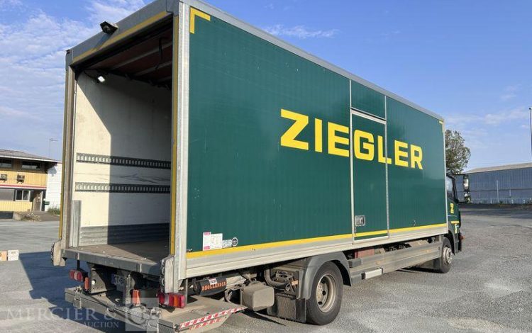 MERCEDES ATEGO 1324 CAISSE HAYON VERT GT-641-MM