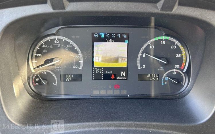 MERCEDES ATEGO 1324 CAISSE HAYON VERT GT-641-MM