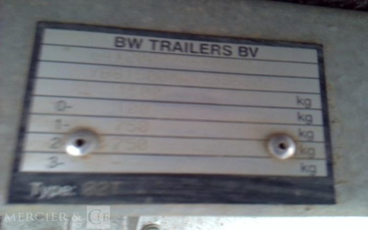 BW TRAILERS FOOD TRUCK 2 ESSIEUX PTAC 1T5 NOIR GV-096-BH