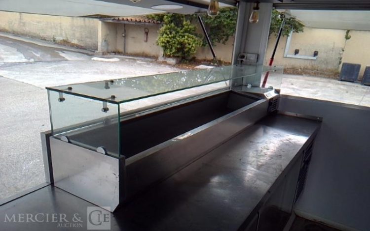 BW TRAILERS FOOD TRUCK 2 ESSIEUX PTAC 1T5 NOIR GV-096-BH
