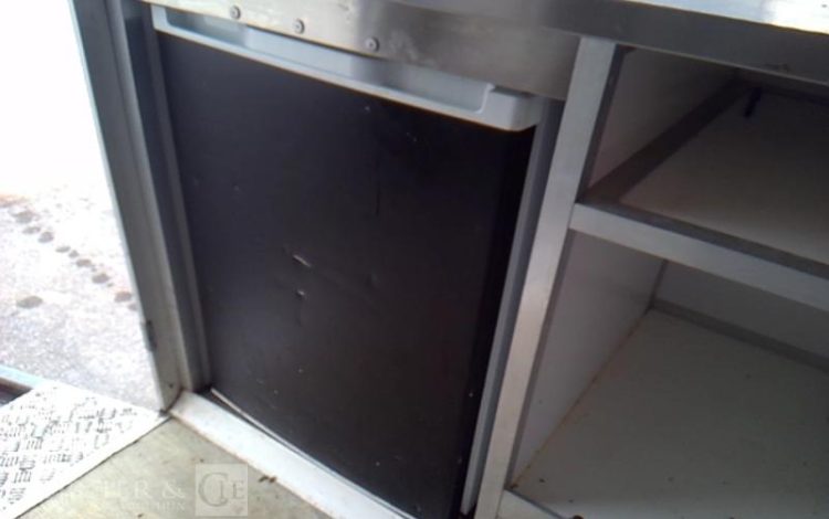 BW TRAILERS FOOD TRUCK 2 ESSIEUX PTAC 1T5 NOIR GV-096-BH