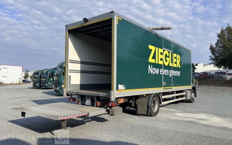MERCEDES ACTROS 1833 CAISSE HAYON VERT GW-144-AX