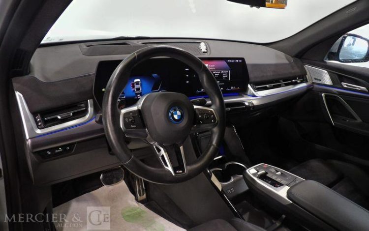 BMW IX2 eDrive 204ch GRIS GX-876-ZY