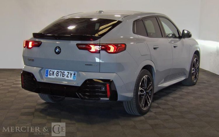 BMW IX2 eDrive 204ch GRIS GX-876-ZY