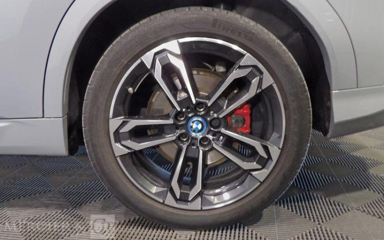 BMW IX2 eDrive 204ch GRIS GX-876-ZY