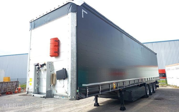 SCHMITZ SEMI REMORQUE SCB S3 BACHEE 3 ESSIEUX – PTAC 38 TONNES – 319249 KMS – ANNEE 2024  GY-641-BW