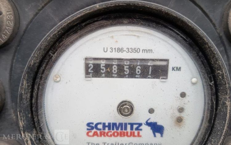 SCHMITZ CARGOBULL SEMI REMORQUE SCB S3 BACHEE 3 ESSIEUX – PTAC 38 TONNES – 258561 KMS – ANNEE 2024  GY-976-CR