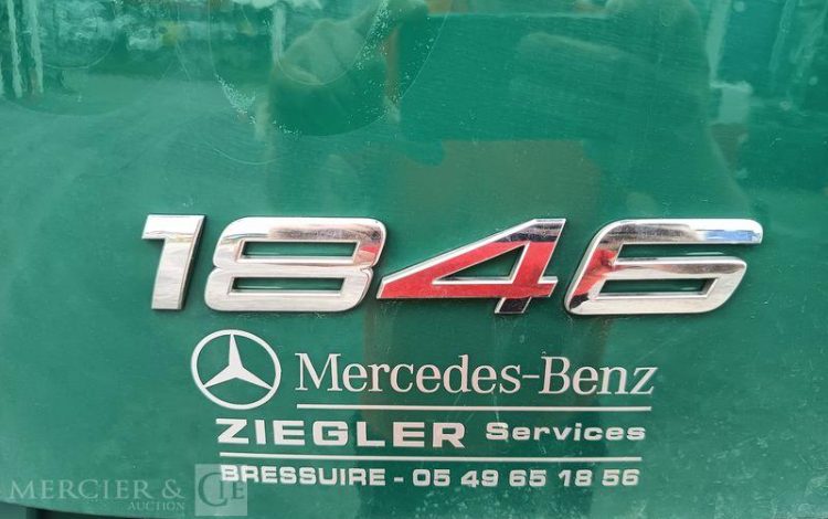 MERCEDES ACTROS  HB-415-HN