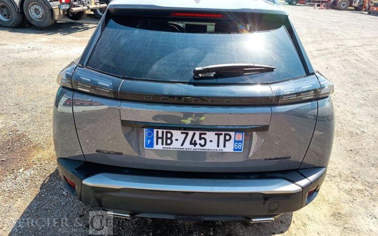 PEUGEOT 2008 ALLURE HYBRID 136CH GRIS HB-745-TP