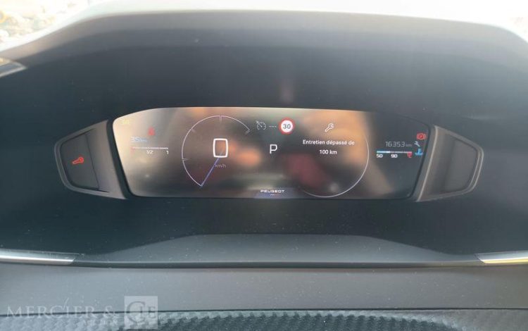 PEUGEOT 2008 ALLURE HYBRID 136CH GRIS HB-745-TP
