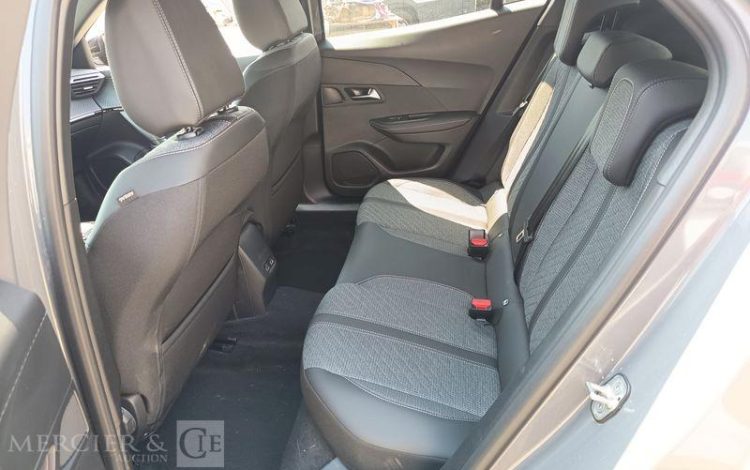 PEUGEOT 2008 ALLURE HYBRID 136CH GRIS HB-746-TP