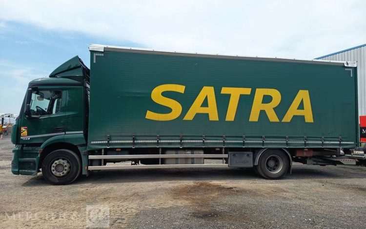 MERCEDES ACTROS VERT HC-454-RN