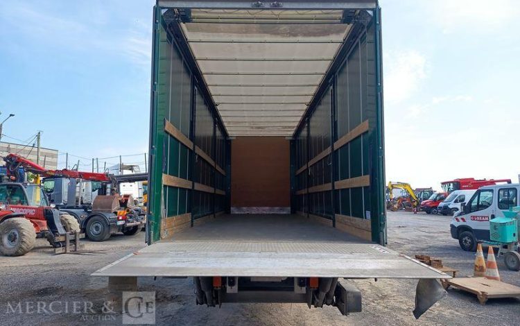 MERCEDES ACTROS VERT HC-454-RN