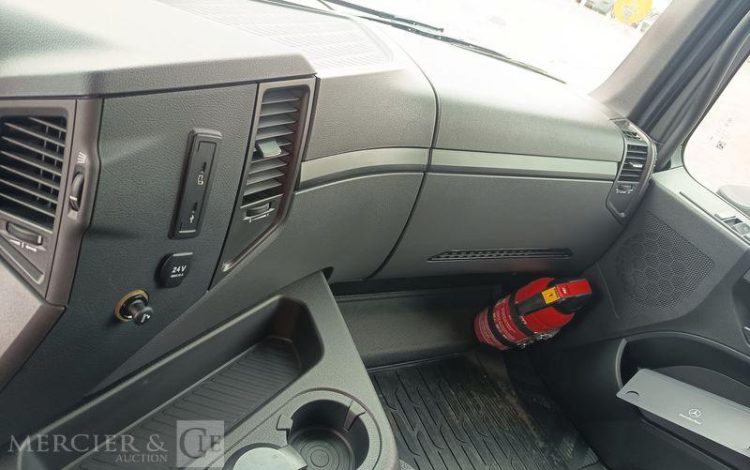 MERCEDES ACTROS BACHE + HAYON RETRACTABLE DHOLLANDIA  HC-900-RM