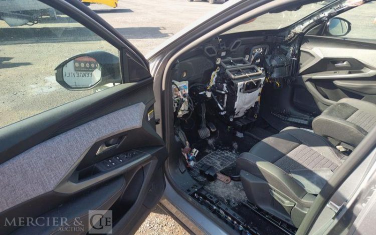 PEUGEOT 3008 III 1.2 Hybrid e-DSC6 136 cv Boîte auto  HD-831-MH