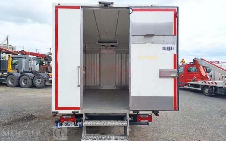 IVECO DAILY VI 35S14 2,3 D 16V HI-MATIC 136 CV AVEC CAISSE FRIGO – DIESEL – ANNEE 2021 BLANC HH-351-AE