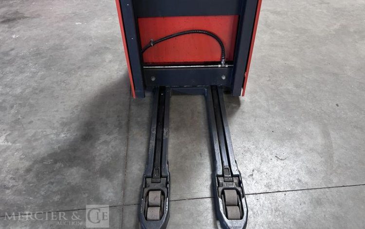 FENWICK GERBEUR ELECTRIQUE L12 I – CAP 1T2 – AN 2018 – 1952 HEURES ROUGE J01989