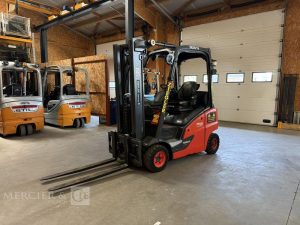 FENWICK CHARIOT ELEVATEUR H18T-01 – CAP 1T800 – ANNEE 2019 – 3728 HEURES ORA V03015