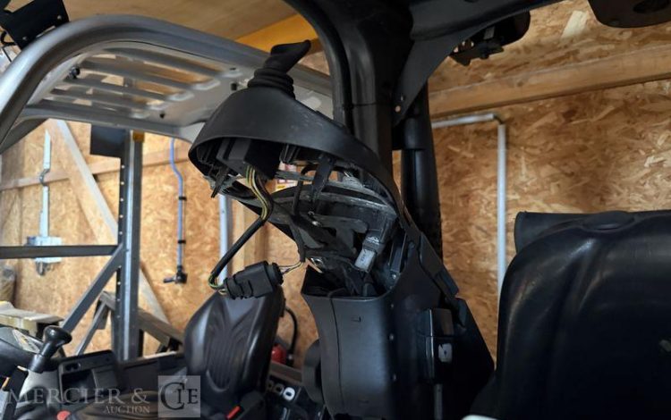 FENWICK CHARIOT ELEVATEUR H16T-01 – CAP T1600 – ANNEE 2019 – NON-ROULANT ORA V03069
