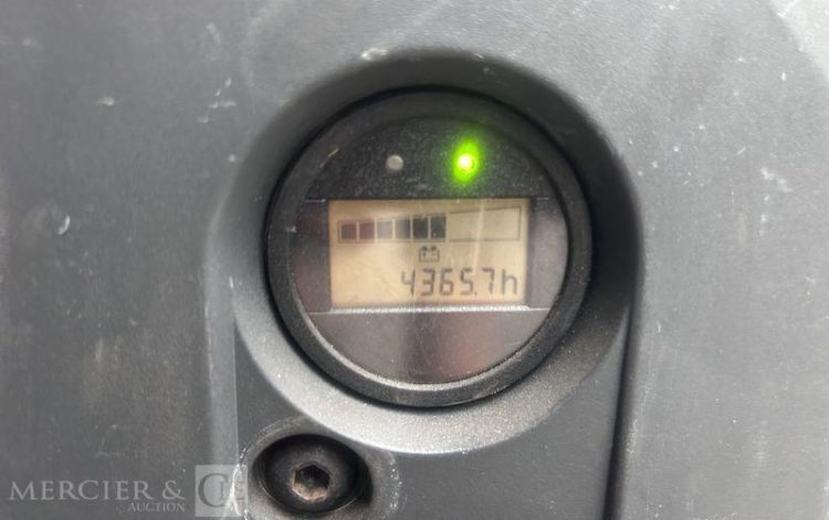 STILL TRANSPALETTE ELECTRIQUE EXU16 – CAP 1T6 – AN 2019 – 4365 HEURES GRIS V03307