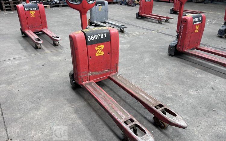 LINDE TRANSPALETTE ELECTRIQUE MT 15 – CAP 1T5 – AN 2021 ROUGE Y66081