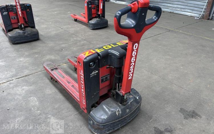 LINDE TRANSPALETTE ELECTRIQUE MT15 – CAP 1T5 – AN 2021 – 180 HEURES ROUGE Y66232