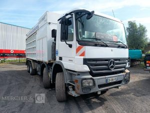 MERCEDES CAMION POMPE  CD-030-FE