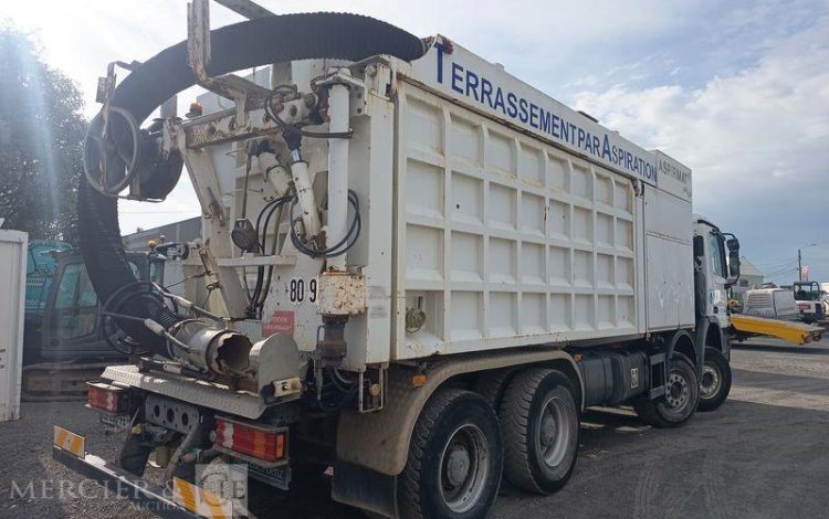 MERCEDES CAMION POMPE  CD-030-FE