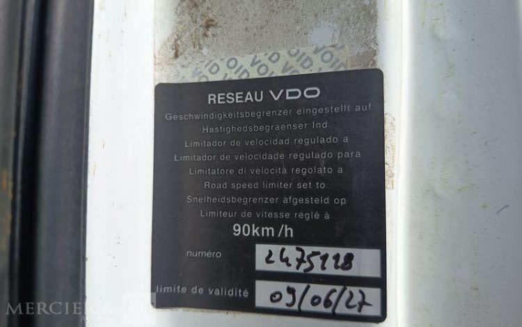 MERCEDES CAMION POMPE  CD-030-FE