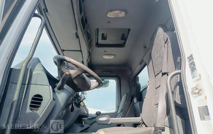 MERCEDES CAMION POMPE  CD-030-FE