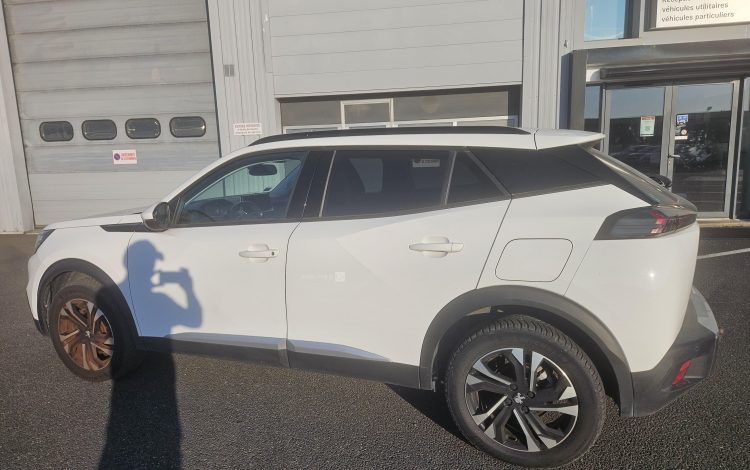 PEUGEOT 2008 1.5 BLUEHDI 130ch ALLURE PACK BLANC GA-764-DH