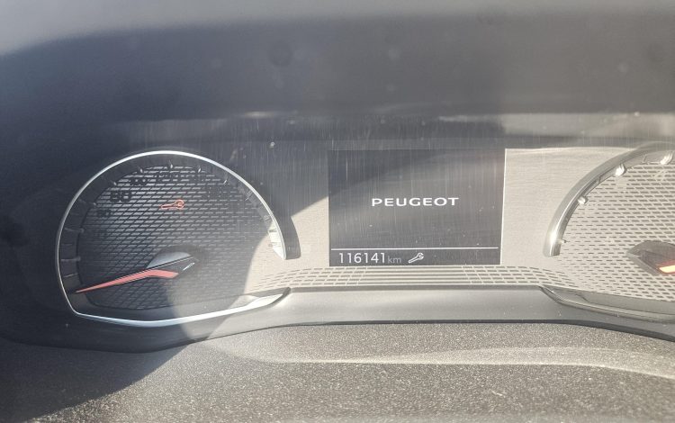 PEUGEOT 2008 1.5 BLUEHDI 130ch ALLURE PACK BLANC GA-764-DH