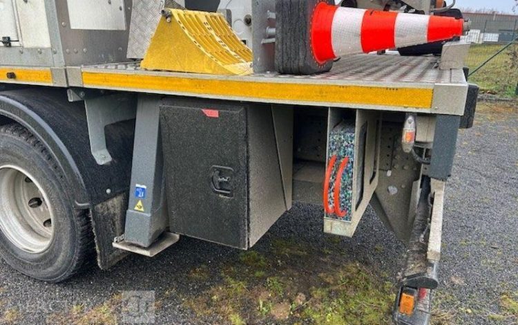IVECO NACELLE EUROCARGO 160-210 GNV – EN DESIGNATION BLANC GS-906-TW