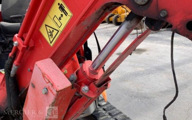 YANMAR VIO25-6CR  263571