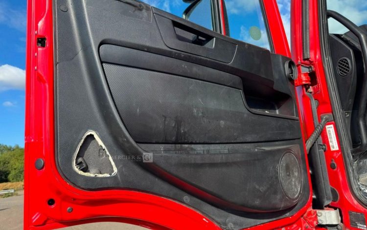 IVECO TRAKKER 360ES  249445