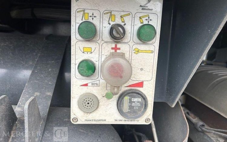 IVECO NACELLE EUROCARGO 160-210 GNV – EN DESIGNATION BLANC GS-906-TW